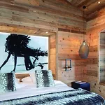 Hotel Du Pas De L'ours Relais Et Châteaux 5*