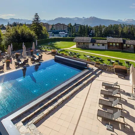 Du Pas De L'ours Relais Et Châteaux Hotel 5*