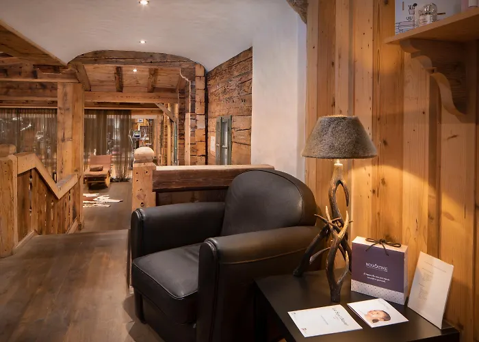 Du Pas De L'ours Relais Et Châteaux Hotel