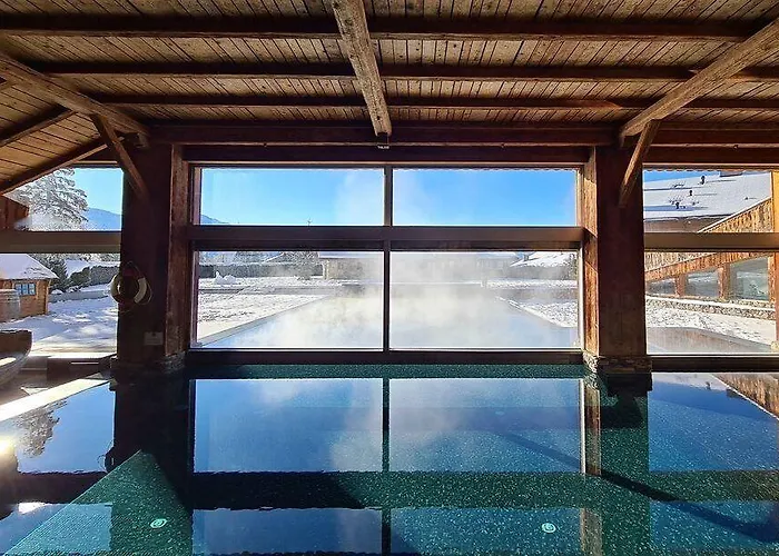 Du Pas De L'ours Relais Et Châteaux Hotel 5*